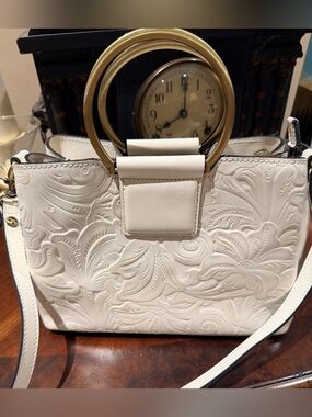 PATRICIA NASH (Like New) White Embossed Leather Tote with Gold Ring Handle
